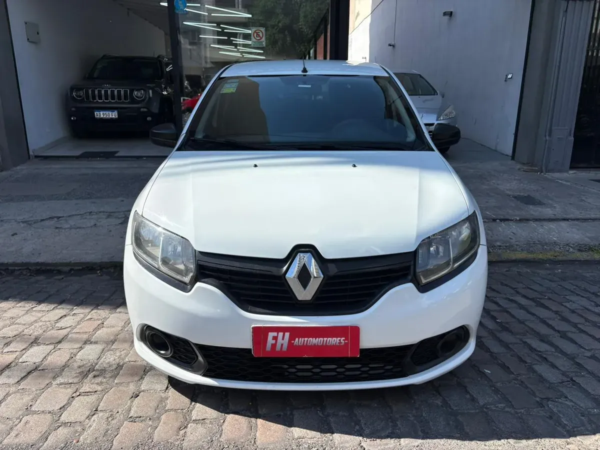 Mira esta publicación de Renault Sandero 2020 en Motordil