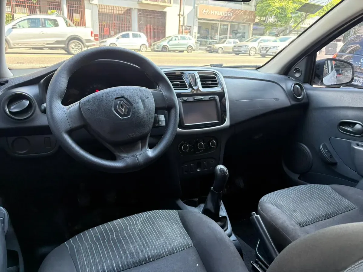 Mira esta publicación de Renault Sandero 2020 en Motordil