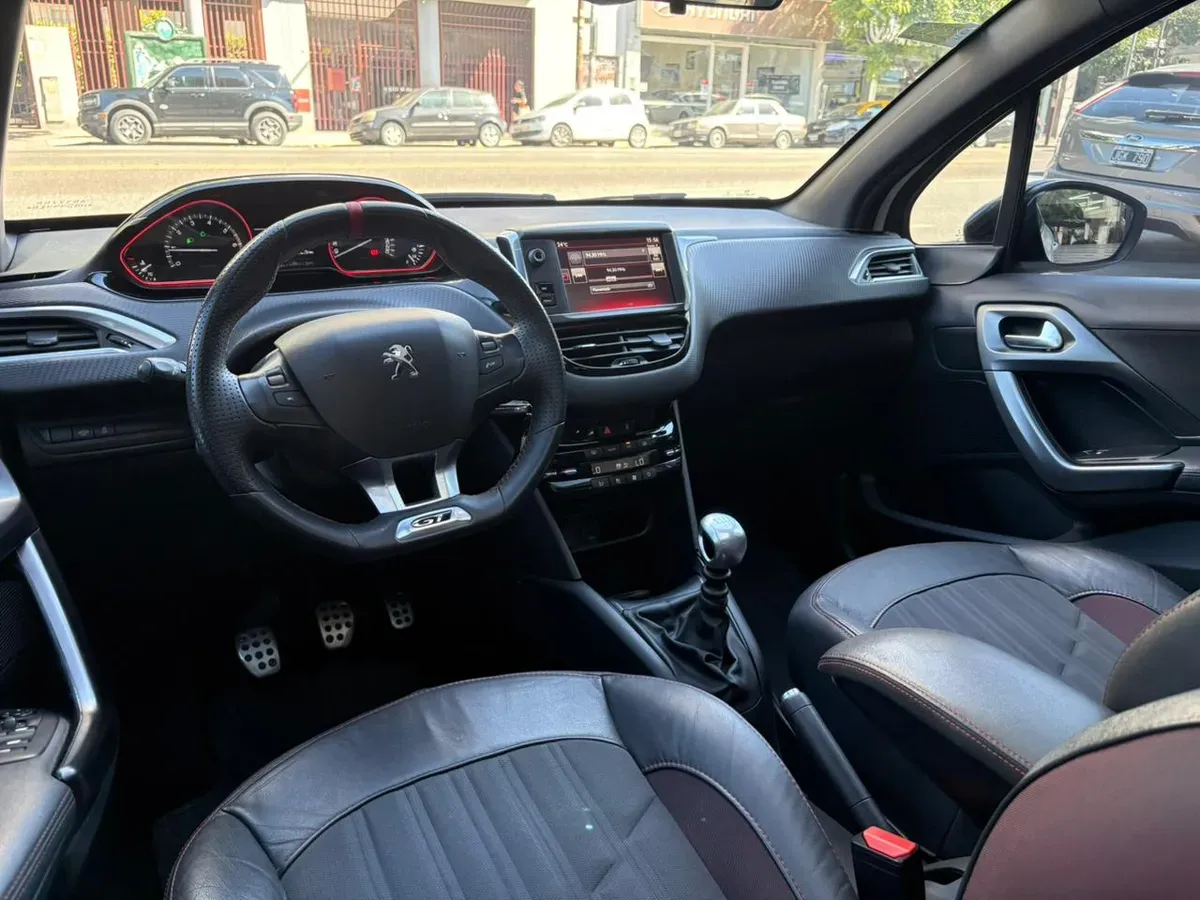 Mirá esta publicación de Peugeot 208