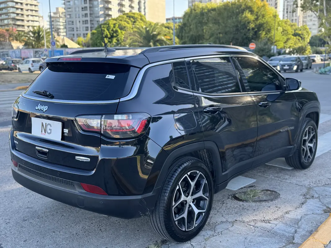Mirá esta publicación de Jeep Compass