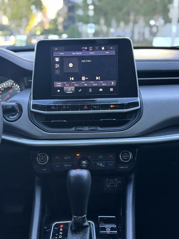 Mira esta publicación de Jeep Compass 2024 en Motordil