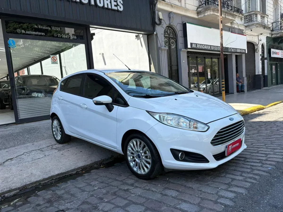 Mira esta publicación de Ford Fiesta 2017 en Motordil