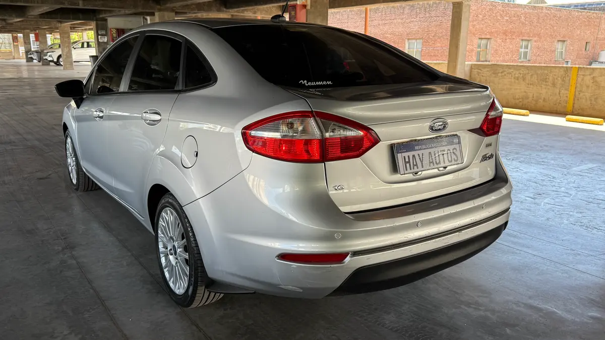 Mira esta publicación de Ford Fiesta 2016 en Motordil