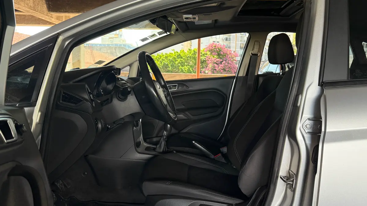 Mira esta publicación de Ford Fiesta 2016 en Motordil