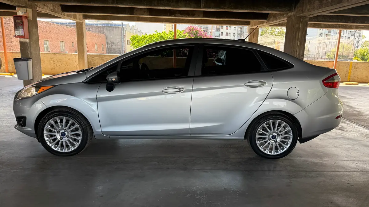 Mira esta publicación de Ford Fiesta 2016 en Motordil