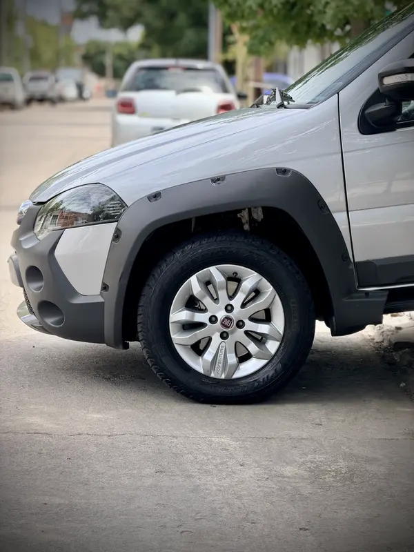 Mira esta publicación de Fiat Strada 2018 en Motordil