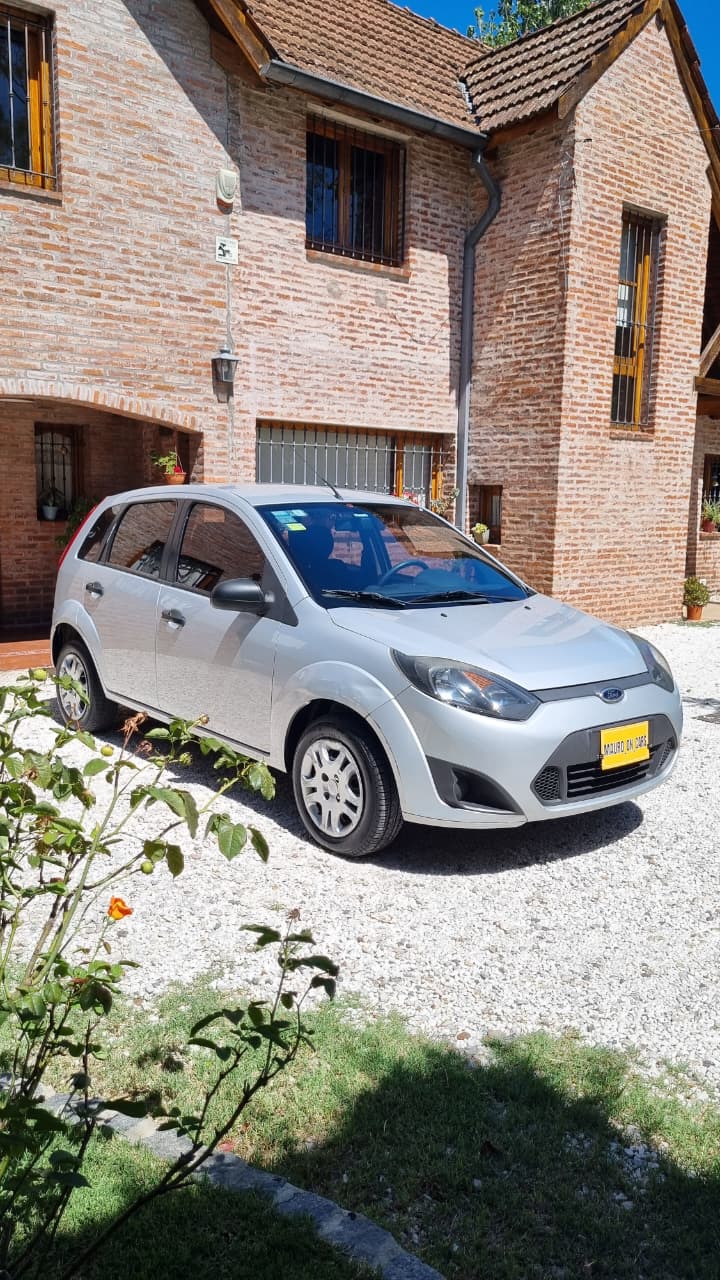 Mira esta publicación de Ford Fiesta 2011 en Motordil