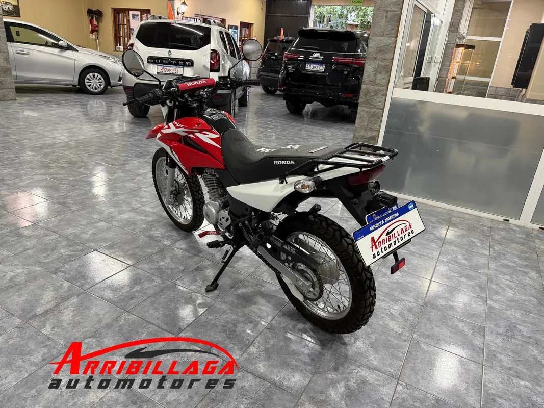 Mira esta publicación de Honda XR 150 2022 en Motordil