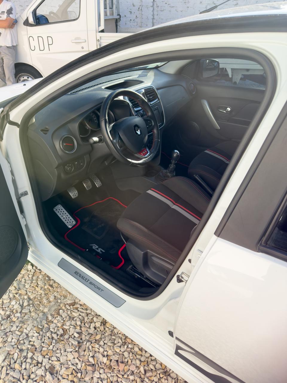 Mira esta publicación de Renault Sandero II 2019 en Motordil