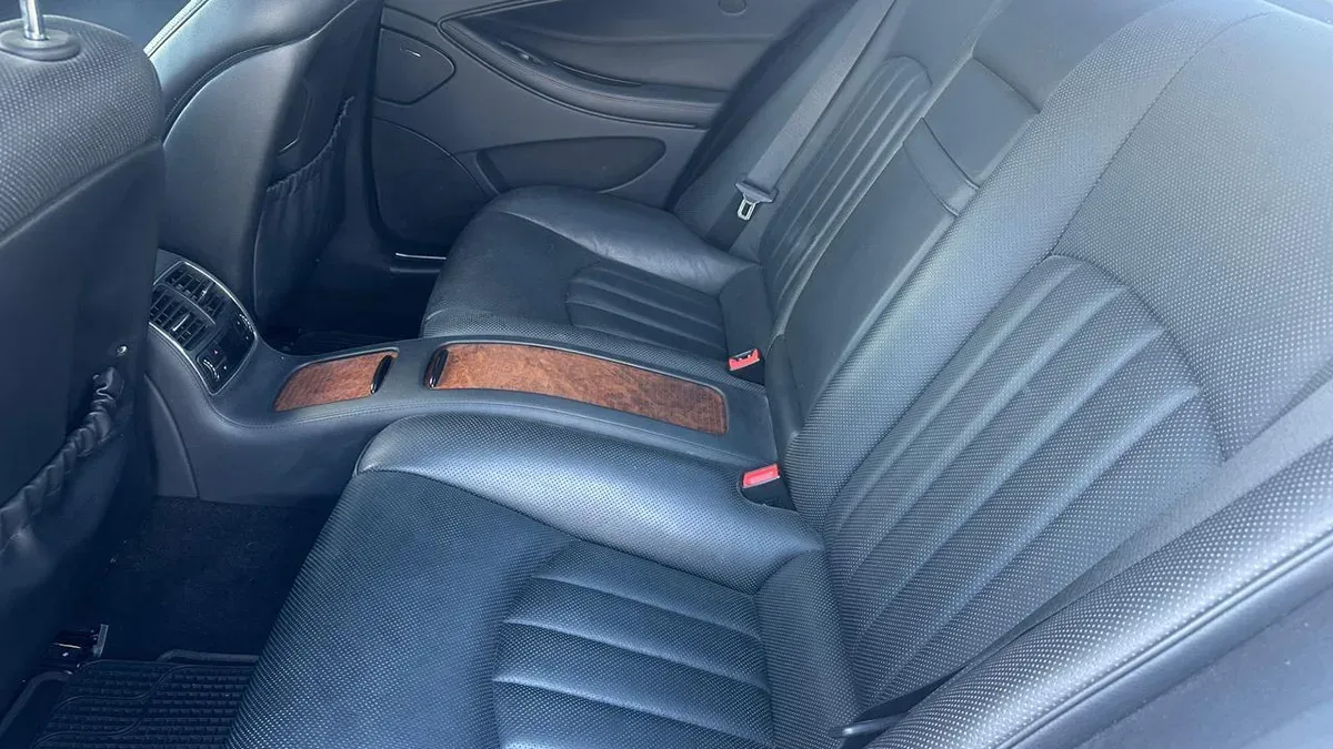 Mira esta publicación de Mercedes Benz CLS 2009 en Motordil