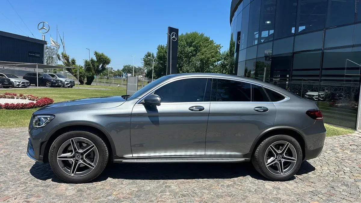 Mira esta publicación de Mercedes Benz GLC 2022 en Motordil