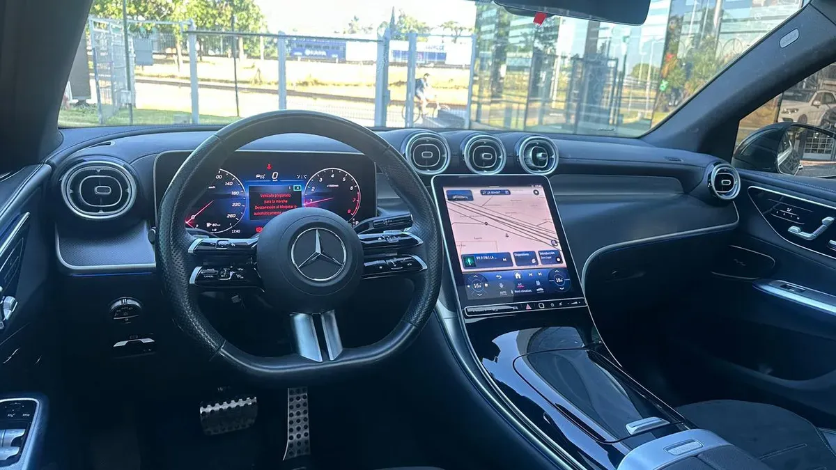 Mira esta publicación de Mercedes Benz GLC 2024 en Motordil