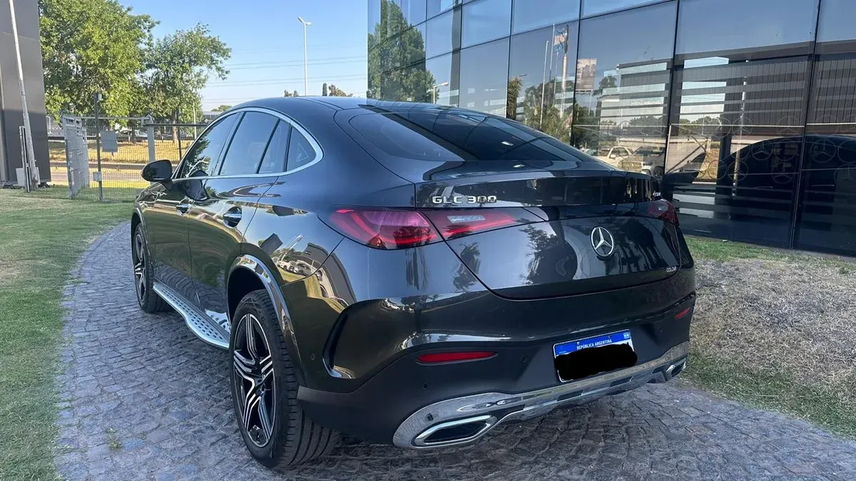 Mira esta publicación de Mercedes Benz GLC 2024 en Motordil