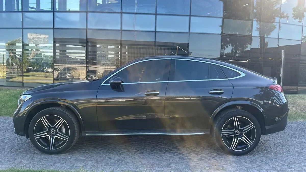 Mira esta publicación de Mercedes Benz GLC 2024 en Motordil