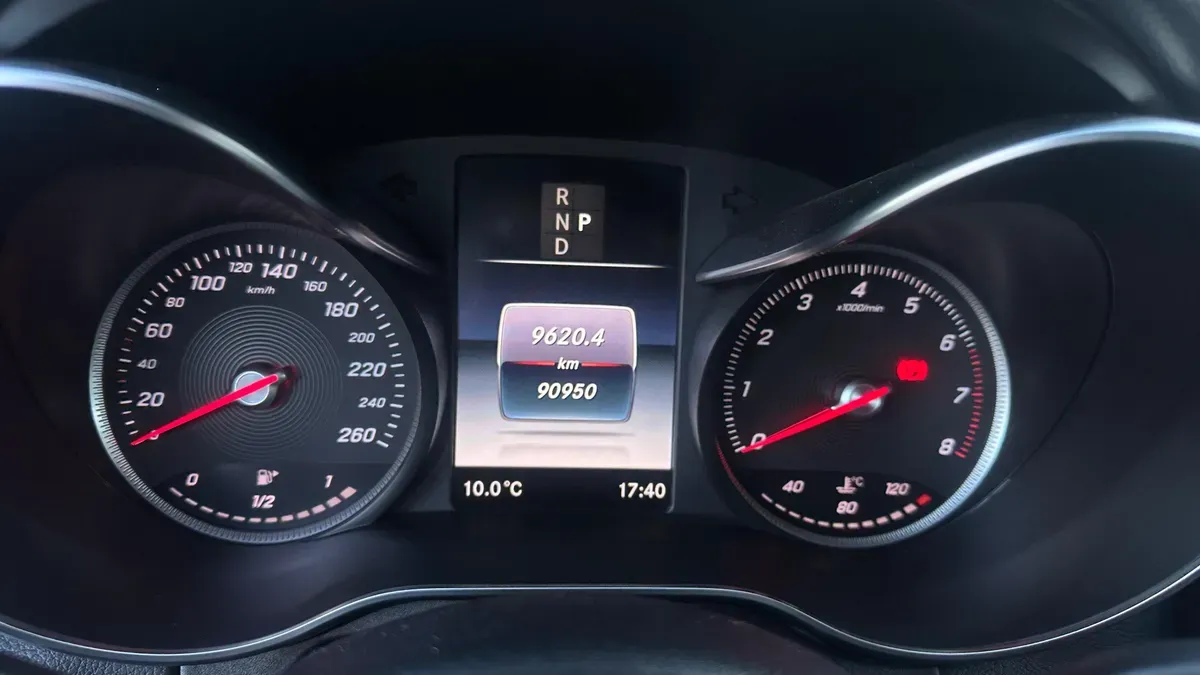 Mira esta publicación de Mercedes Benz Clase C 2018 en Motordil