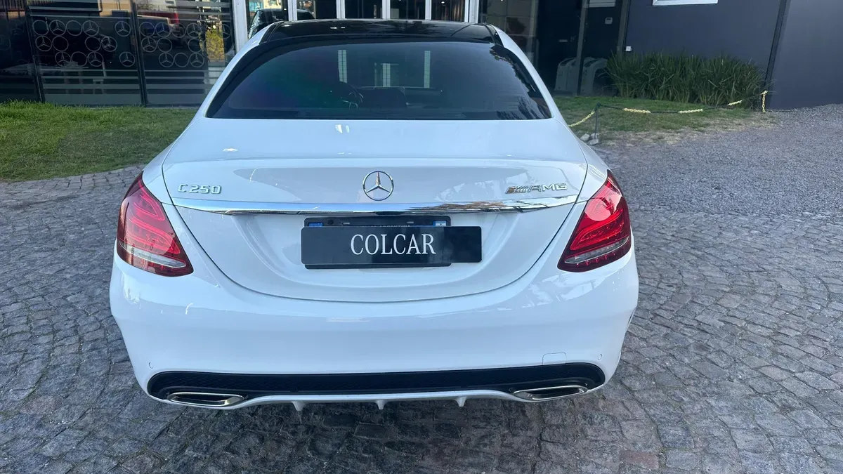 Mira esta publicación de Mercedes Benz Clase C 2018 en Motordil