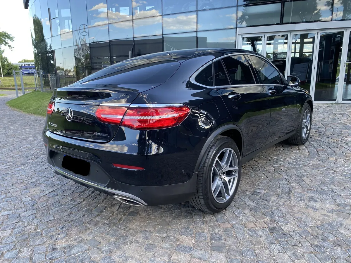 Mira esta publicación de Mercedes Benz GLC 2018 en Motordil