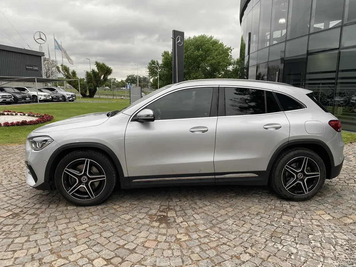 Mira esta publicación de Mercedes Benz GLA 2020 en Motordil