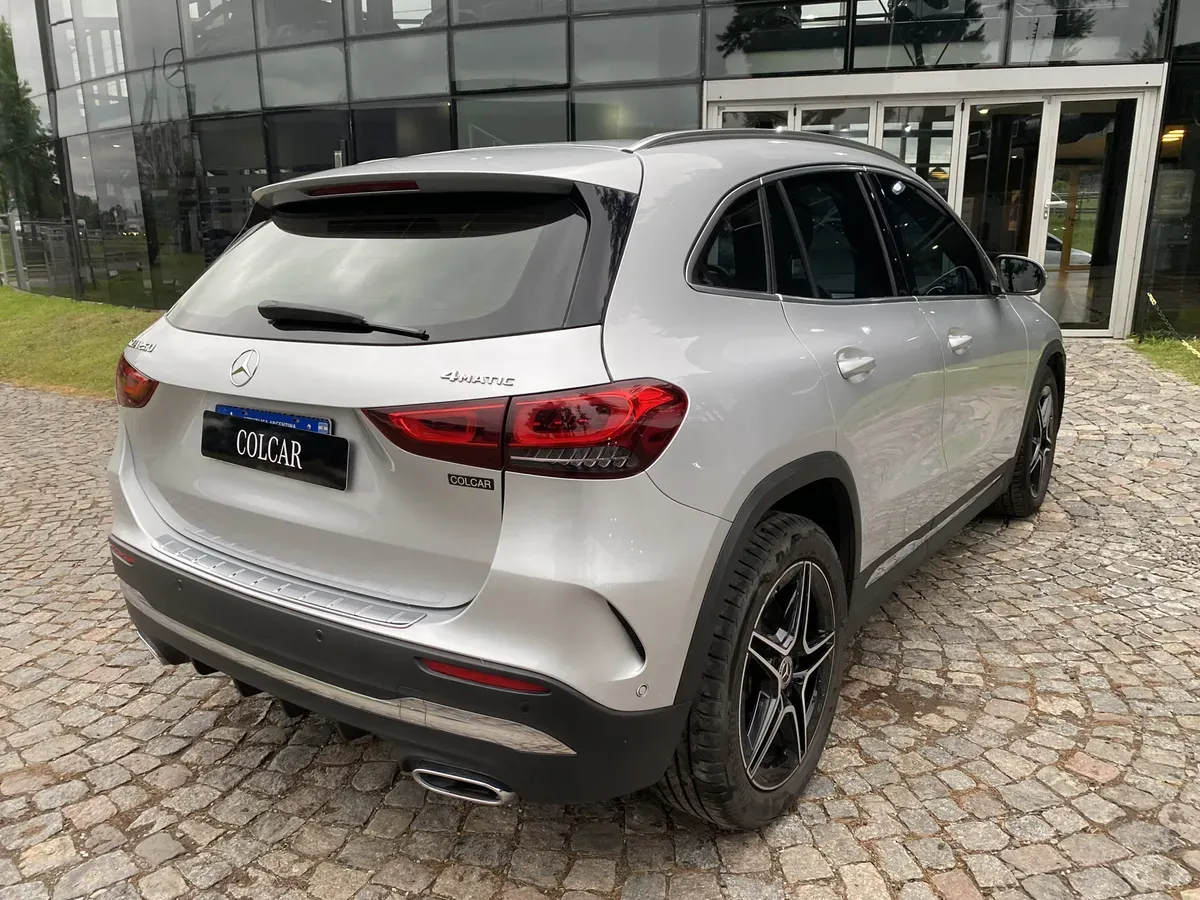 Mira esta publicación de Mercedes Benz GLA 2020 en Motordil