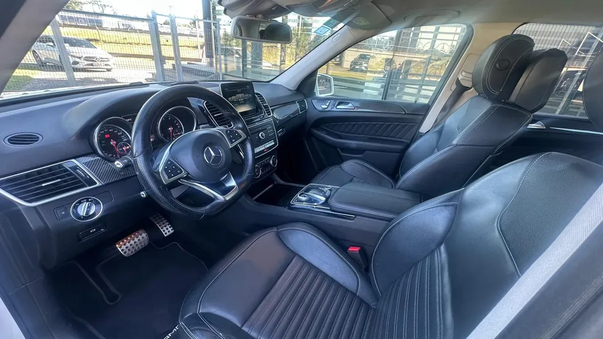 Mira esta publicación de Mercedes Benz GLE 2016 en Motordil