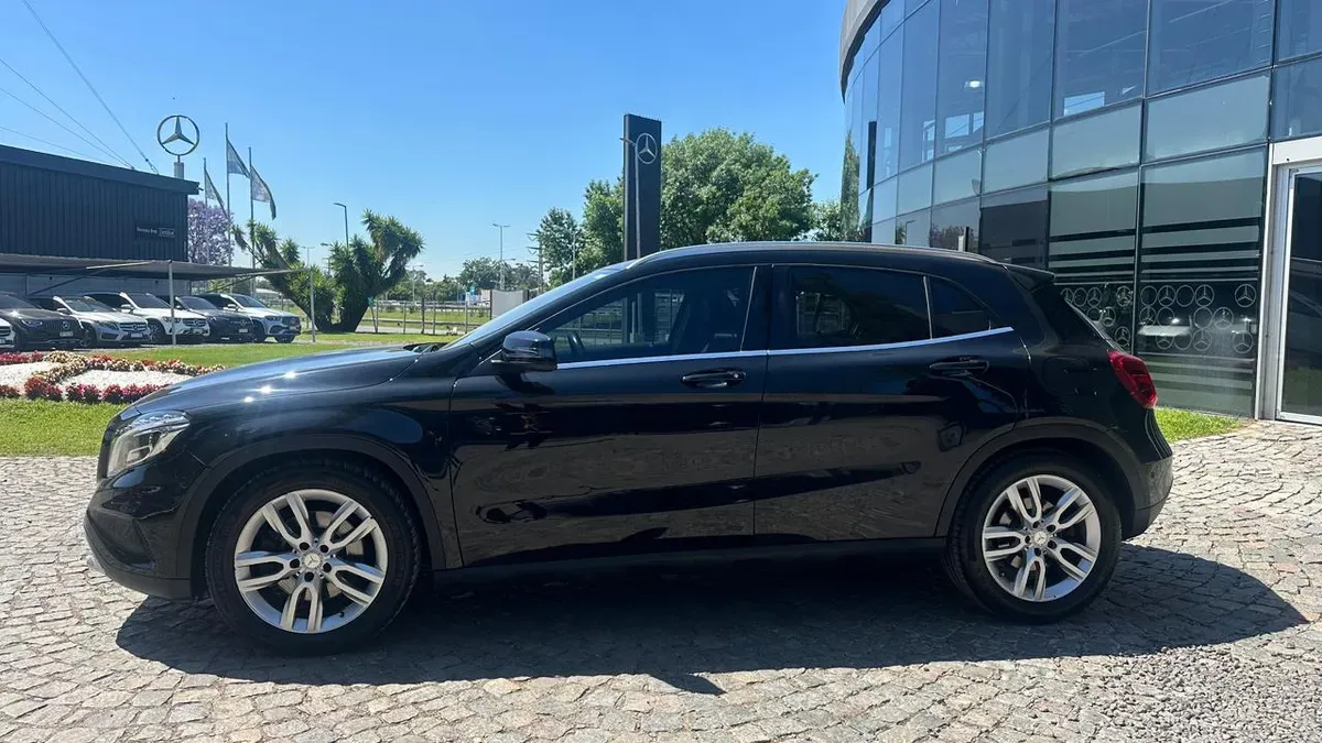 Mira esta publicación de Mercedes Benz GLA 2015 en Motordil