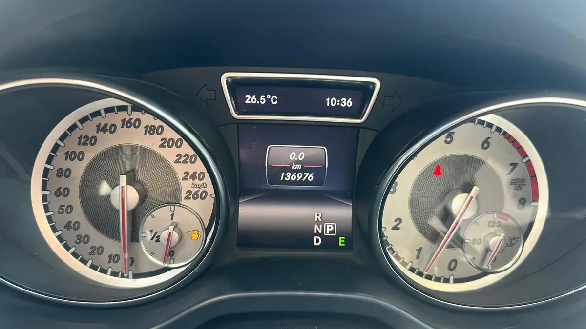 Mira esta publicación de Mercedes Benz GLA 2015 en Motordil