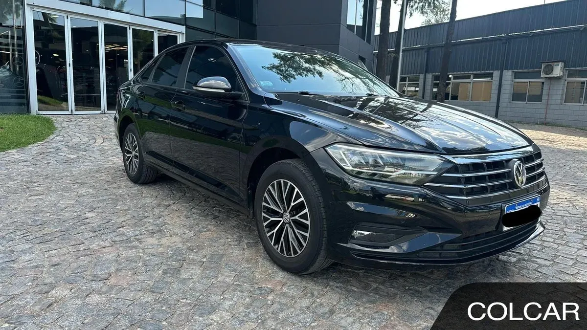 Mira esta publicación de Volkswagen Vento 2019 en Motordil