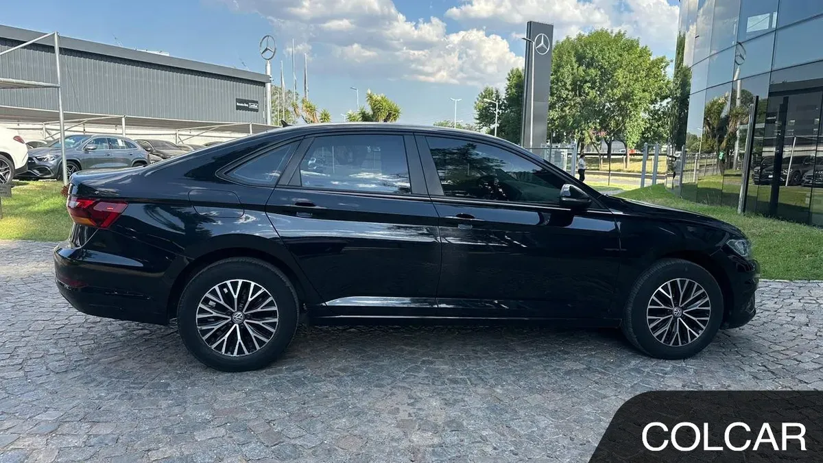 Mira esta publicación de Volkswagen Vento 2019 en Motordil