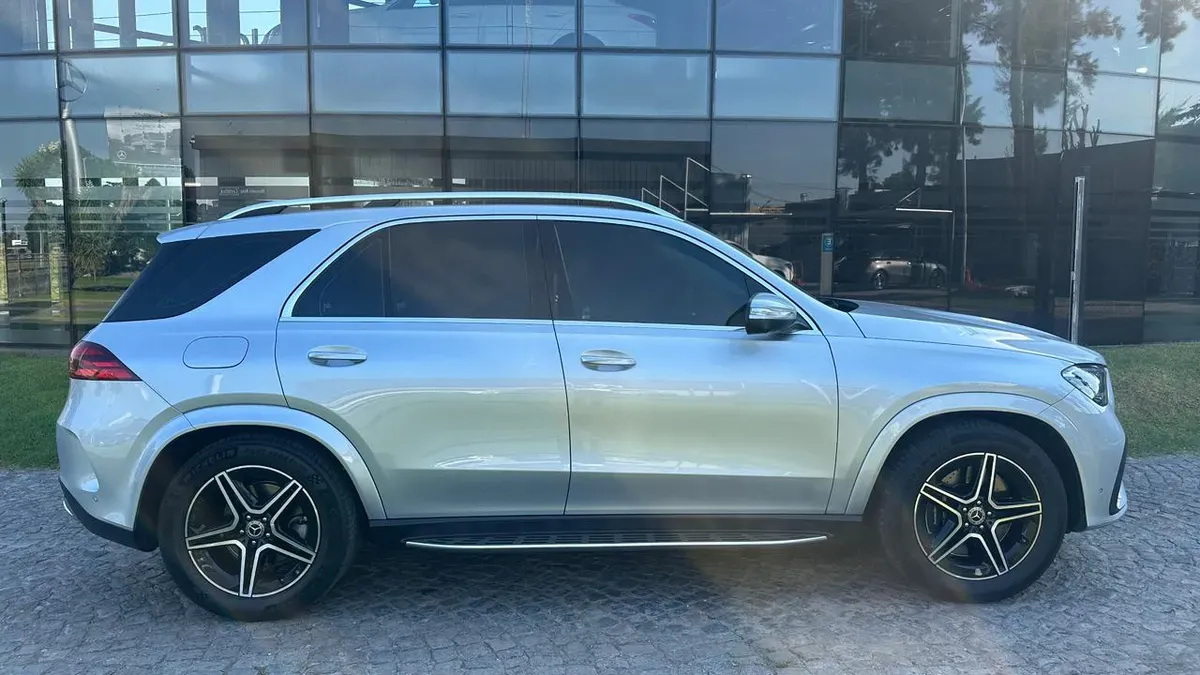 Mira esta publicación de Mercedes Benz GLE 2024 en Motordil