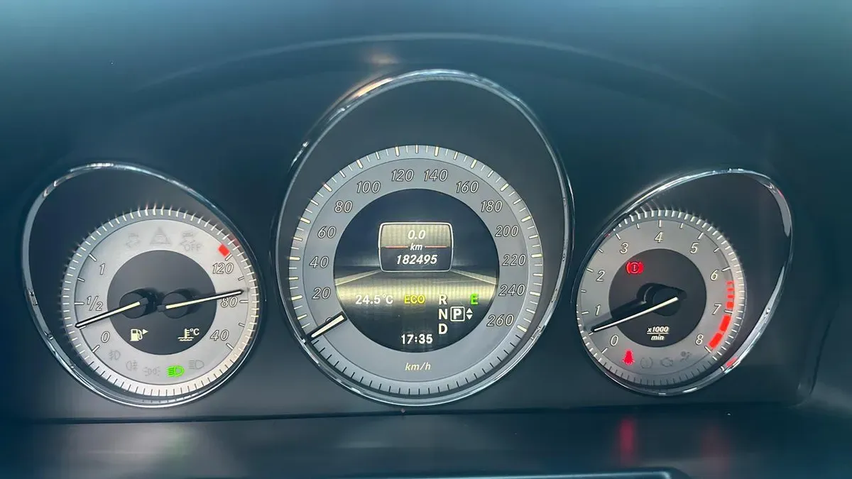 Mira esta publicación de Mercedes Benz GLK 2013 en Motordil