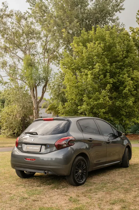 Mira esta publicación de Peugeot 208 2018 en Motordil