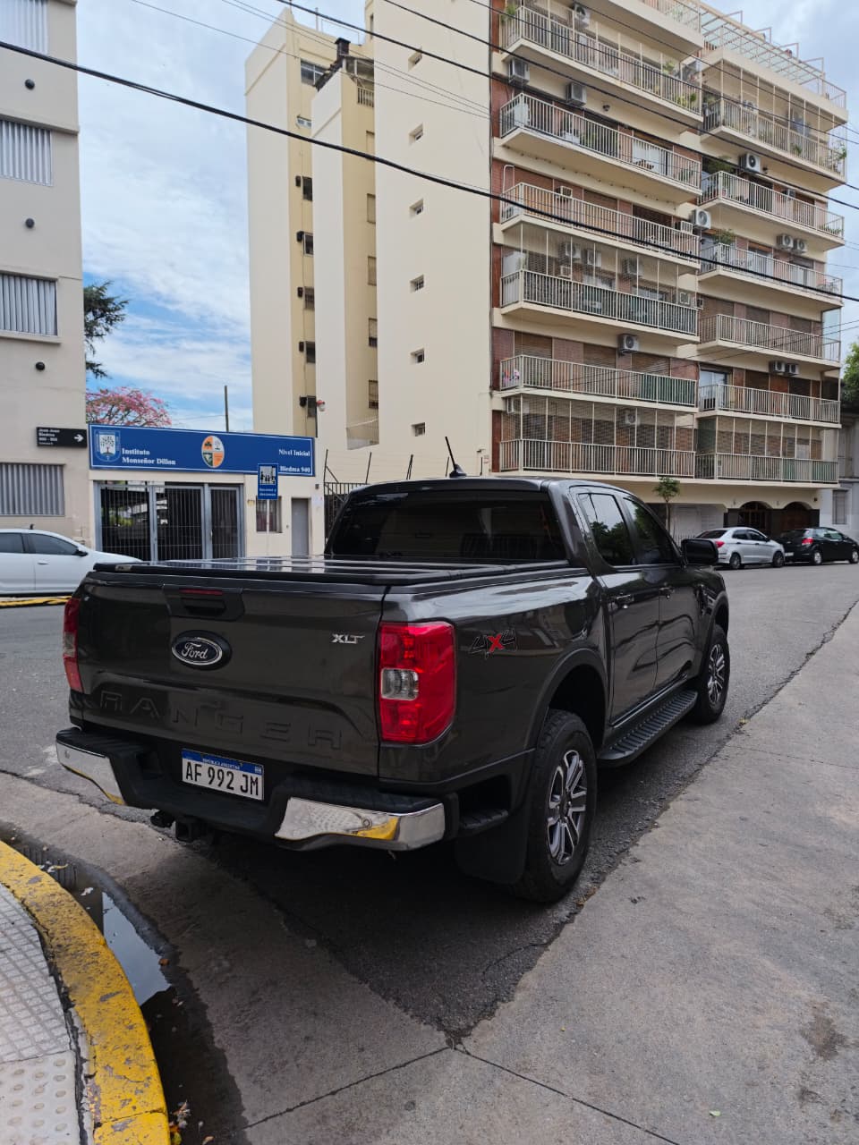 Mira esta publicación de Ford Ranger 2023 en Motordil