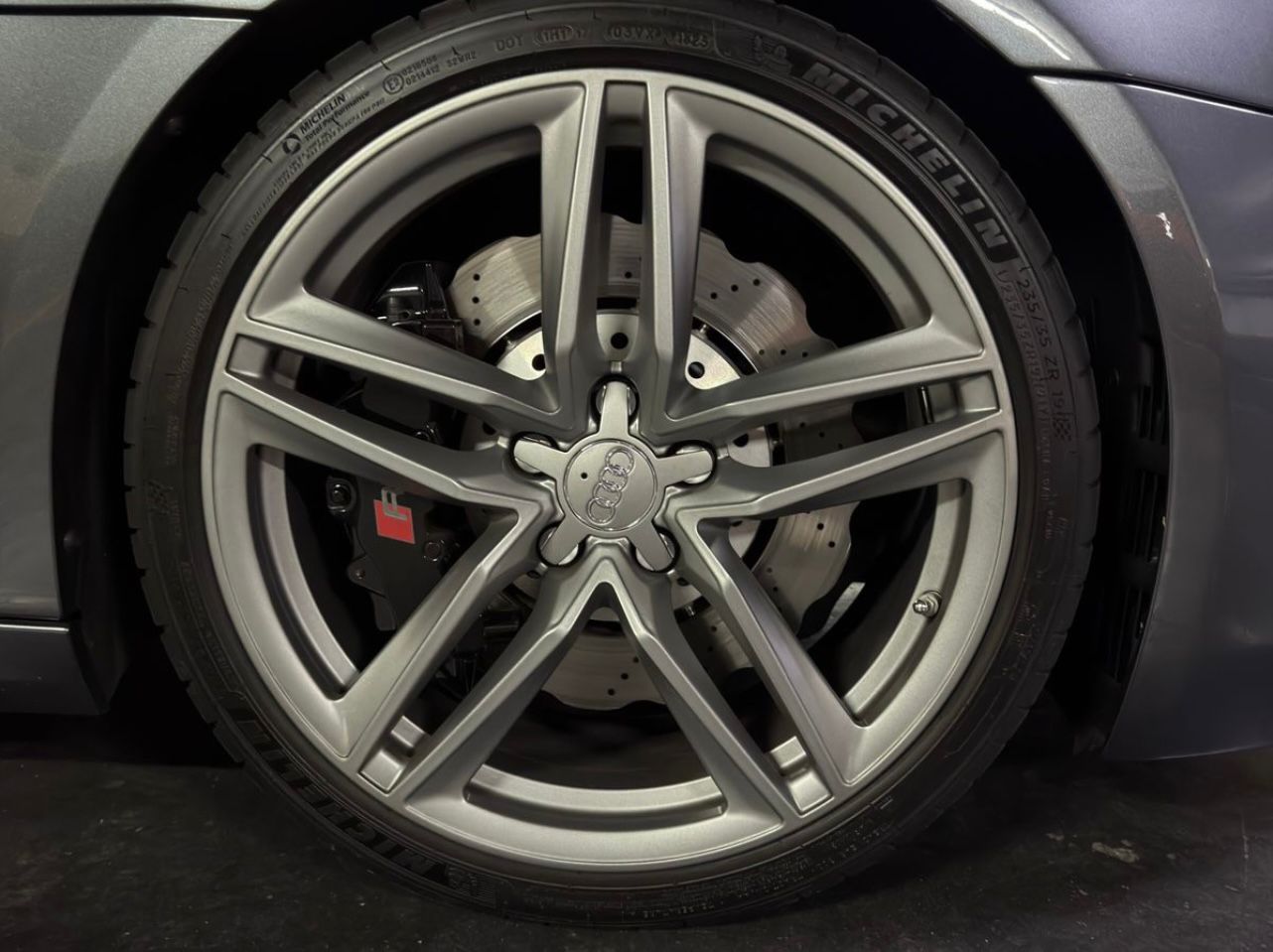 Mira esta publicación de Audi R8 2014 en Motordil