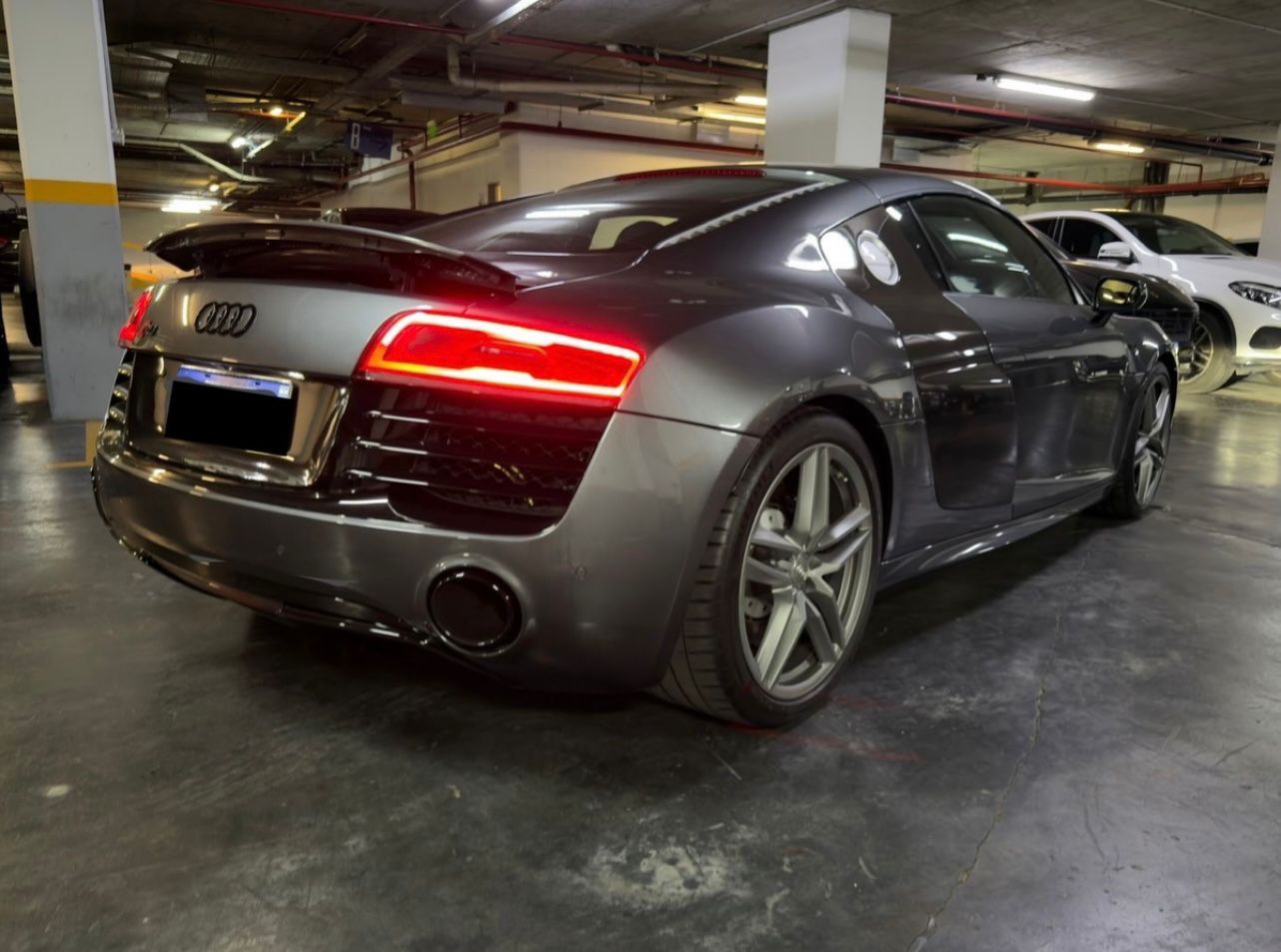 Mira esta publicación de Audi R8 2014 en Motordil