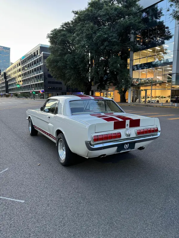 Mira esta publicación de Ford Mustang 1965 en Motordil