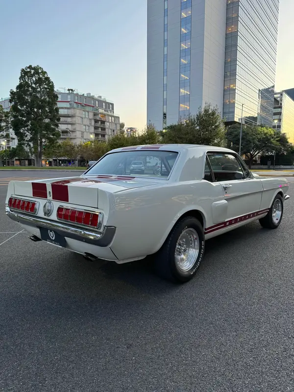 Mira esta publicación de Ford Mustang 1965 en Motordil