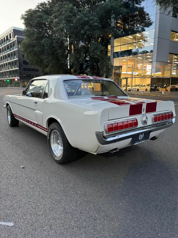 Mira esta publicación de Ford Mustang 1965 en Motordil