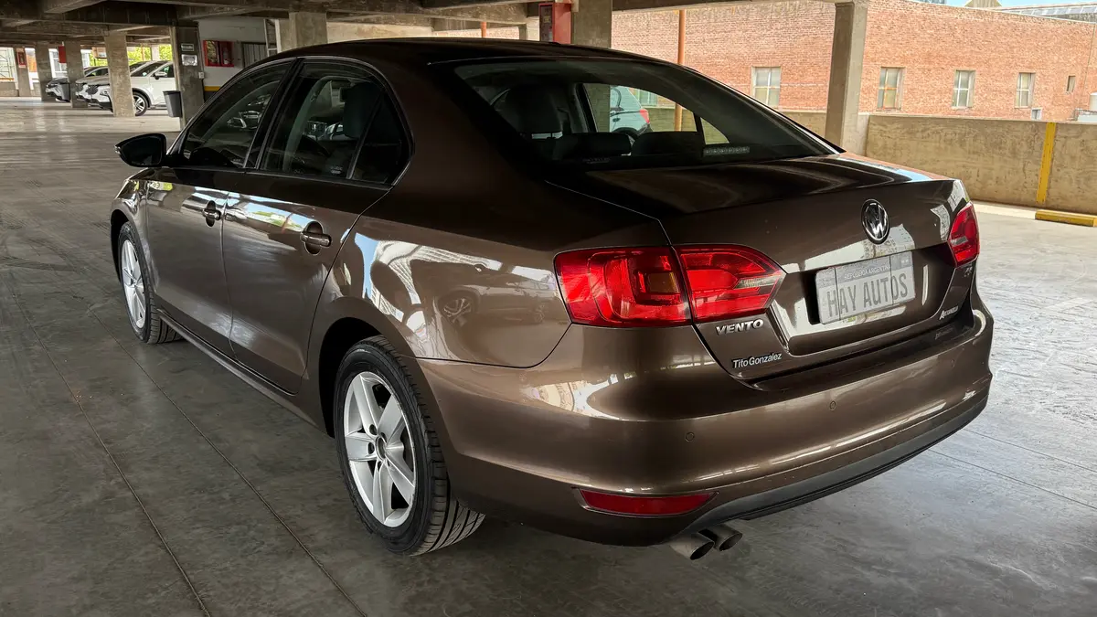 Mira esta publicación de Volkswagen Vento 2012 en Motordil