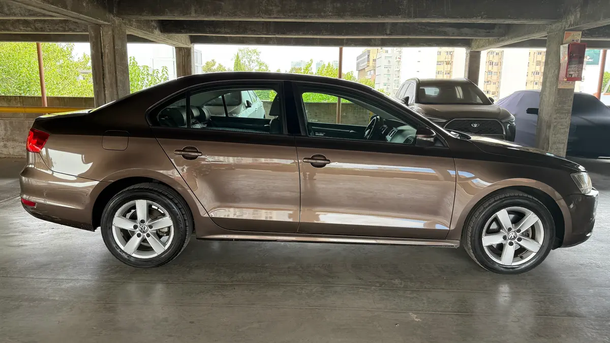 Mira esta publicación de Volkswagen Vento 2012 en Motordil