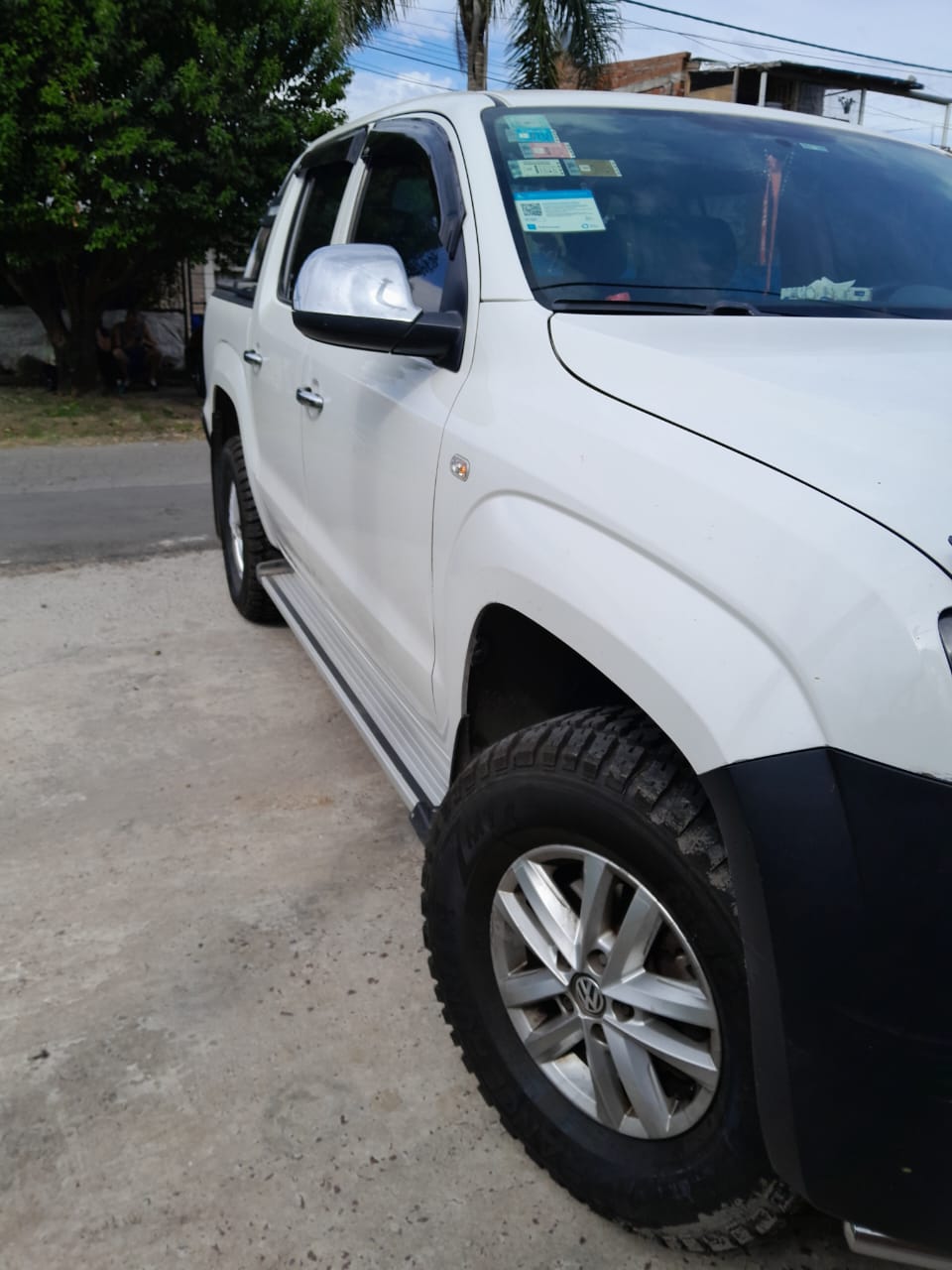 Mira esta publicación de Volkswagen Amarok 2015 en Motordil