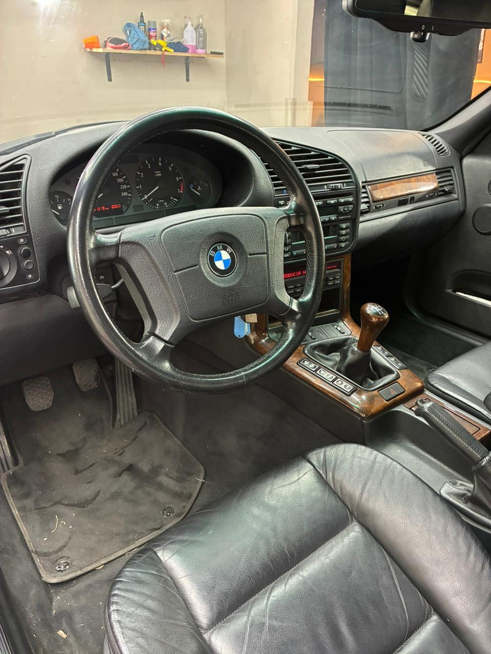 Mira esta publicación de BMW Serie 3 1997 en Motordil