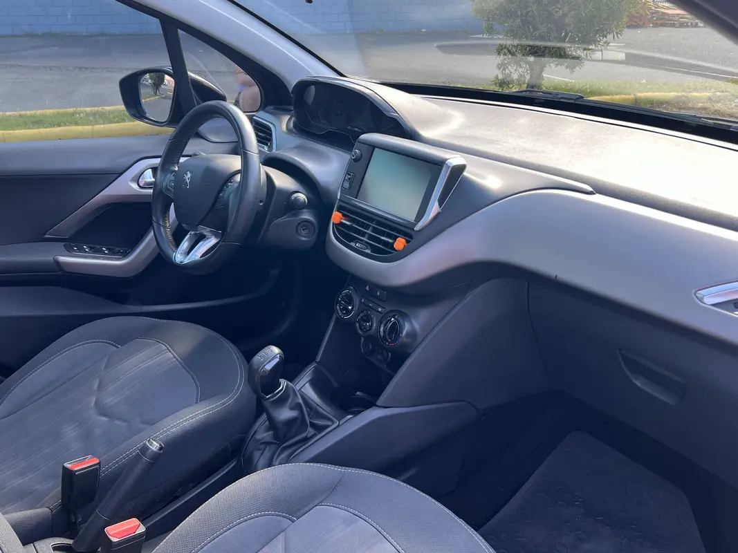 Mirá esta publicación de Peugeot 208