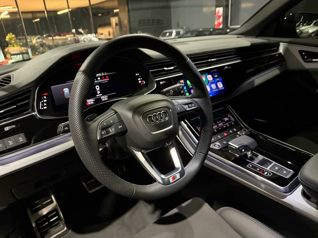 Mira esta publicación de Audi Q8 2025 en Motordil