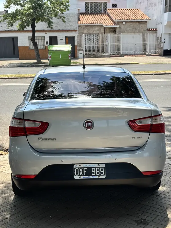 Mira esta publicación de Fiat Grand Siena 2015 en Motordil