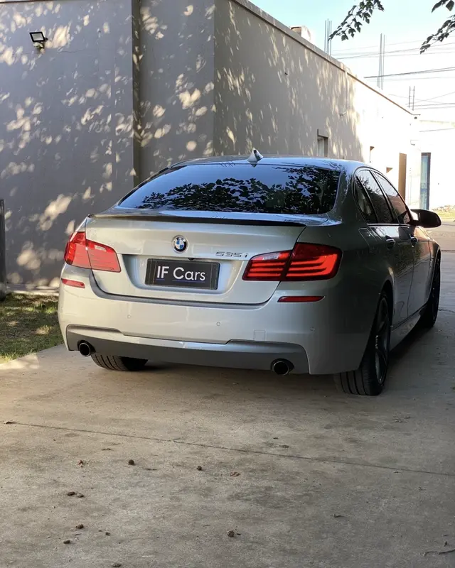 Mira esta publicación de BMW Serie 5 2016 en Motordil