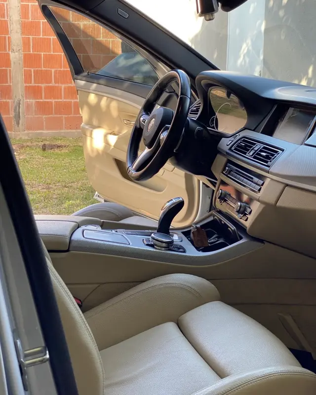 Mira esta publicación de BMW Serie 5 2016 en Motordil