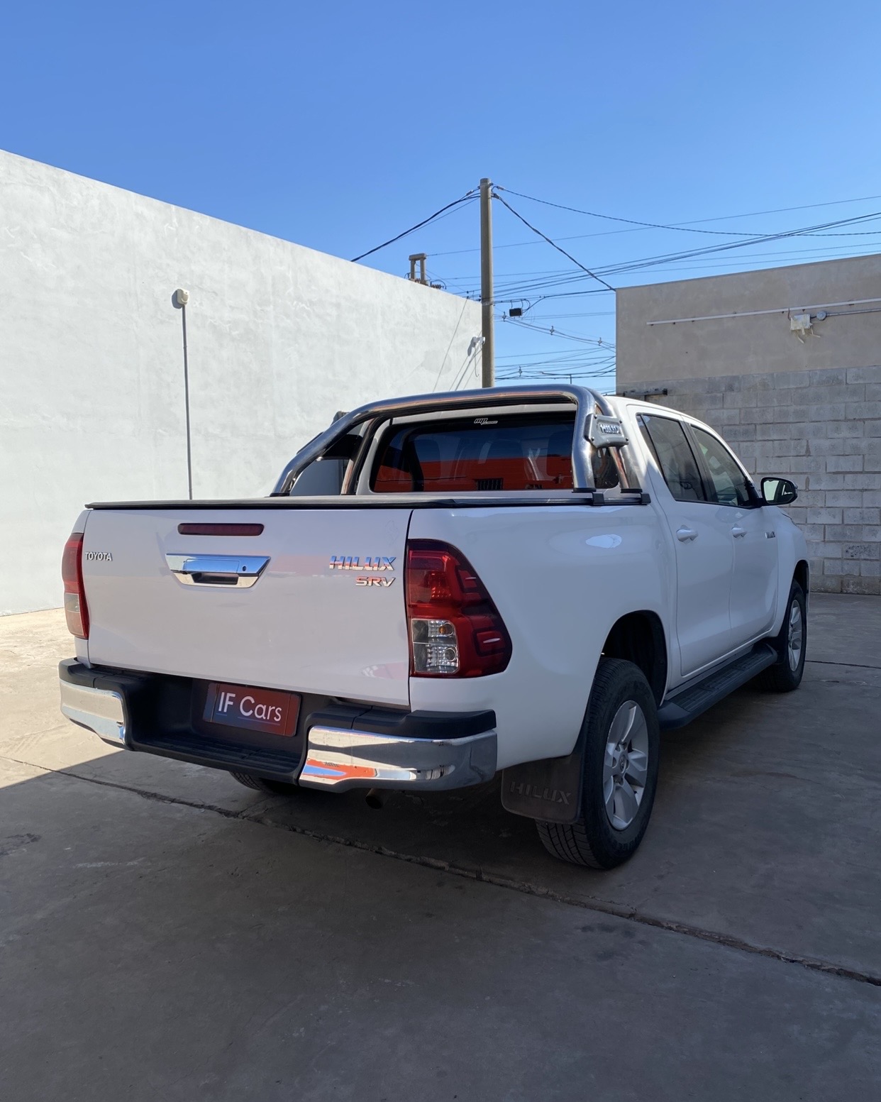 Mira esta publicación de Toyota Hilux 2017 en Motordil