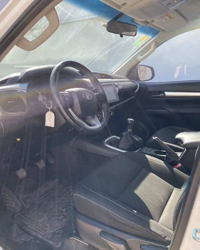 Mira esta publicación de Toyota Hilux 2017 en Motordil