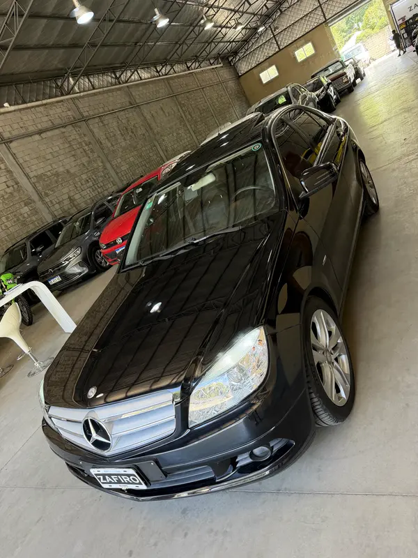 Mira esta publicación de Mercedes Benz Clase C 2011 en Motordil