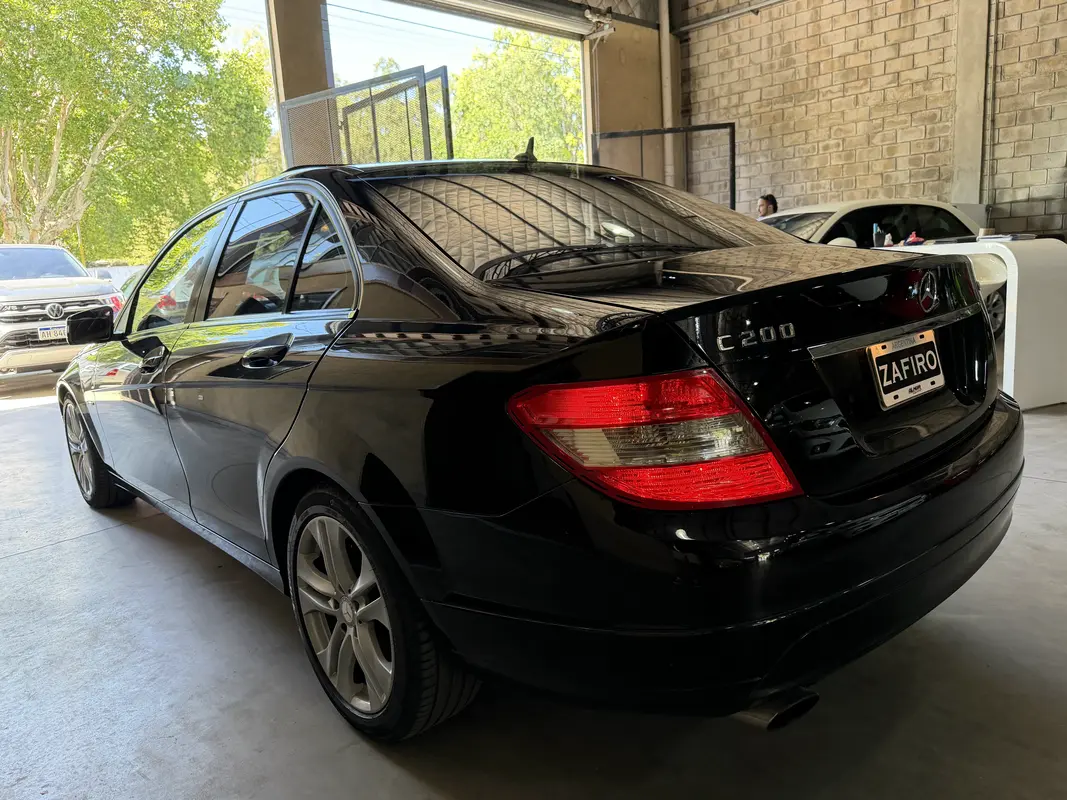 Mira esta publicación de Mercedes Benz Clase C 2011 en Motordil